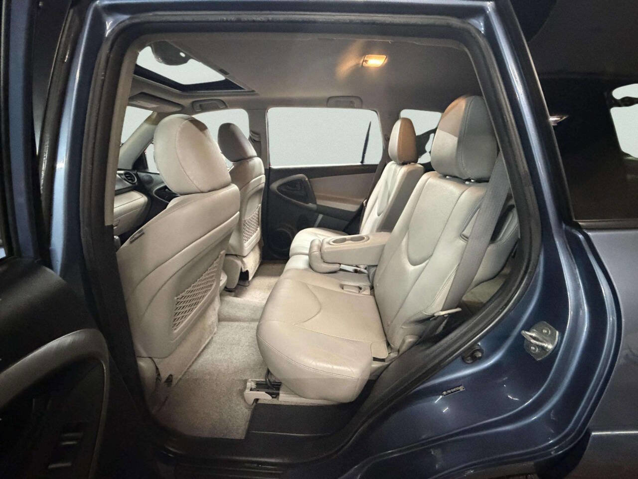 Used 2012 Toyota RAV4 Limited w/ Premium Plus Value Pkg image 23