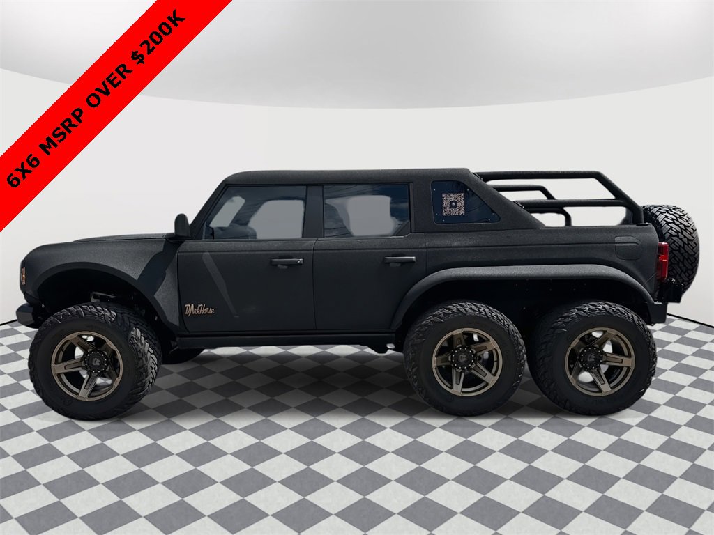 Used 2023 Ford Bronco 4-Door image 2