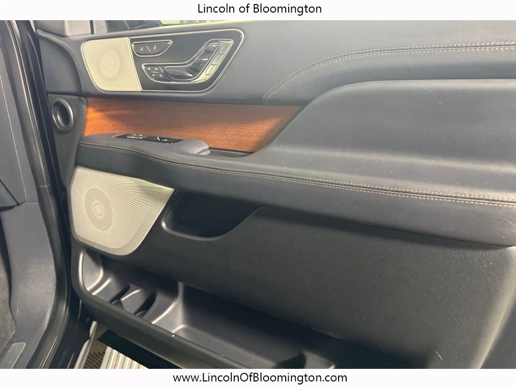 Used 2023 Lincoln Navigator Black Label AWD/4WD image 17