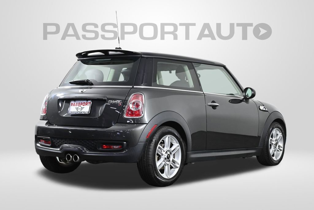 Used 2011 MINI Cooper S image 9