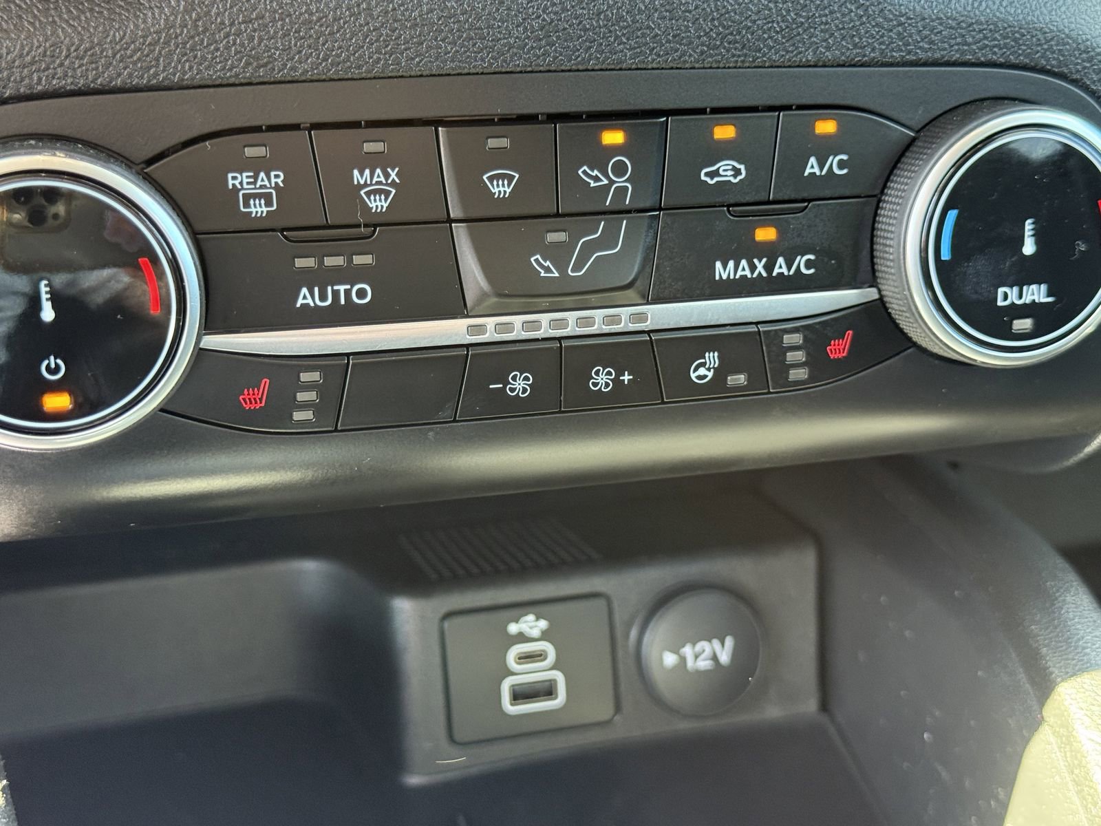 Certified 2024 Ford Escape Active w/ Cold Weather Package FWD image 25