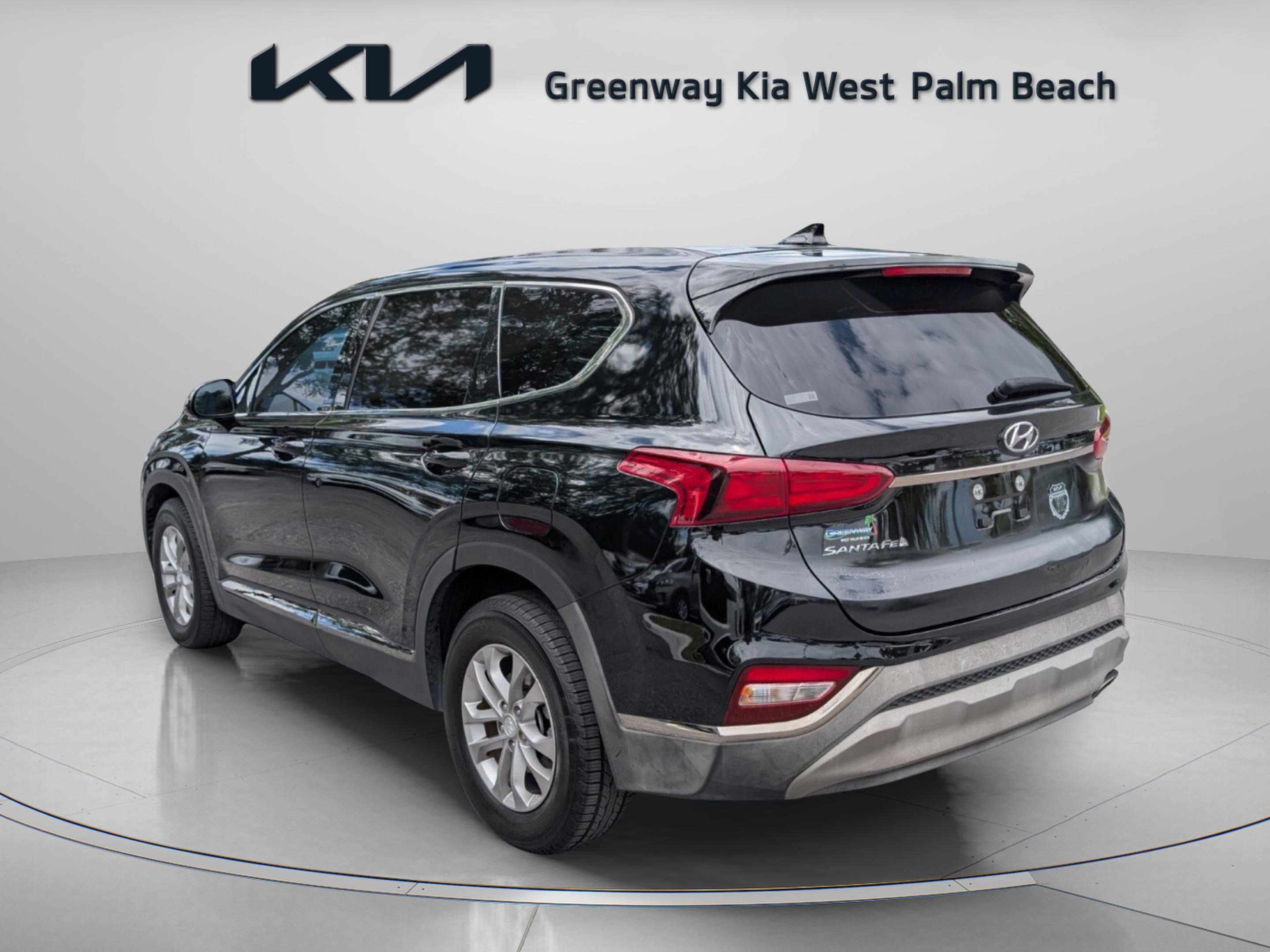 Used 2019 Hyundai Santa Fe SEL FWD image 5