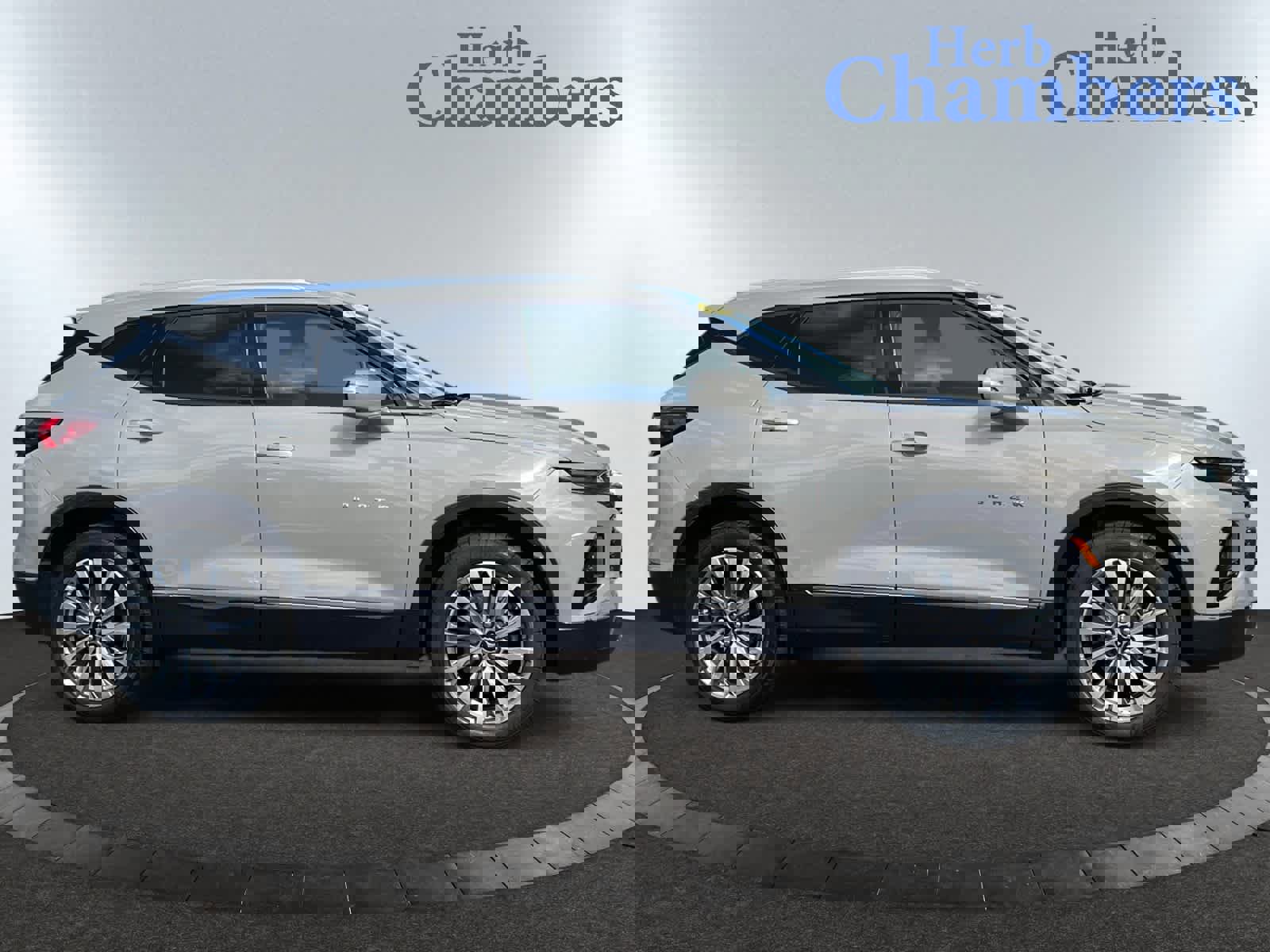 Used 2022 Chevrolet Blazer Premier w/ Enhanced Convenience Package image 11
