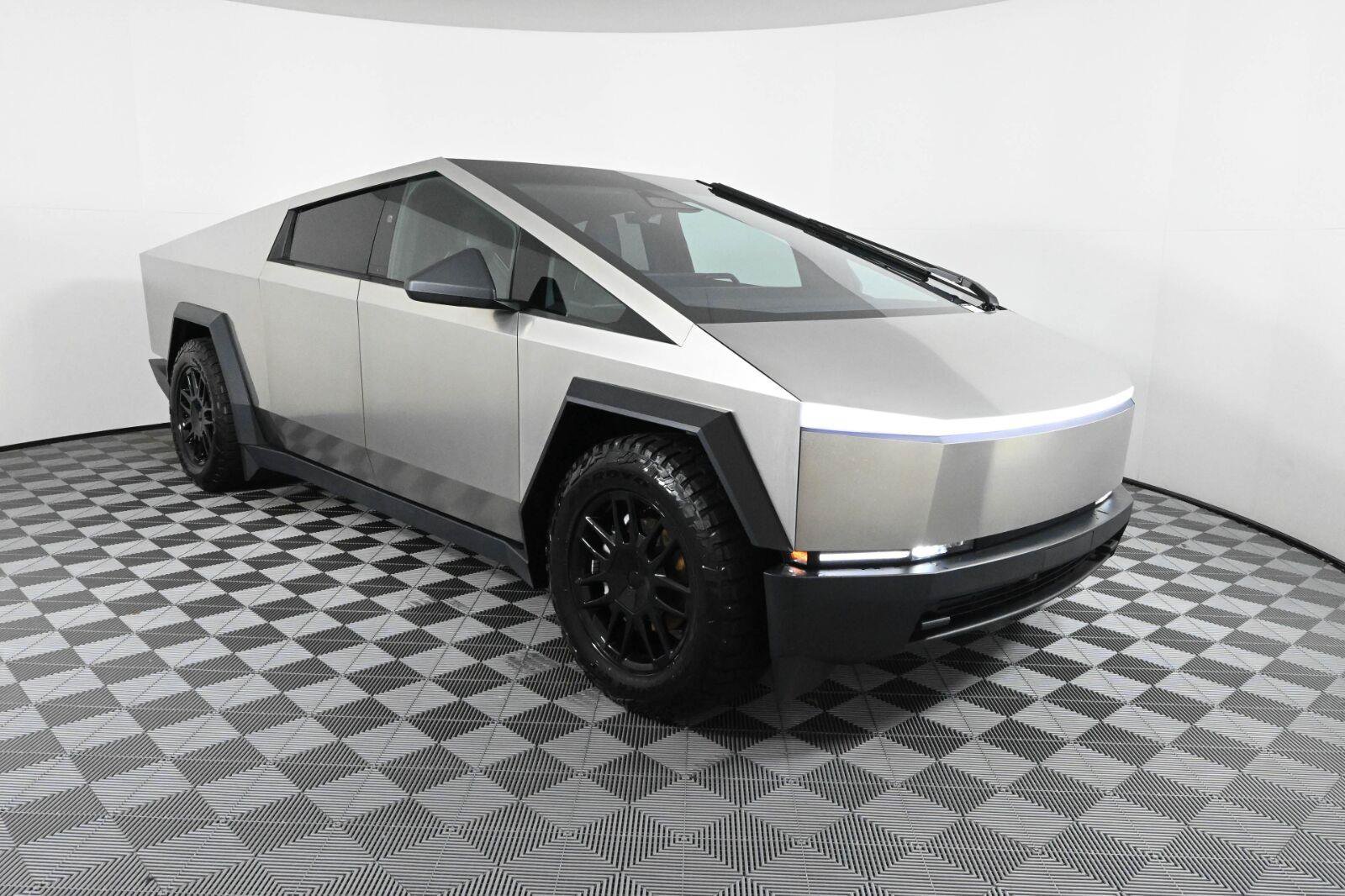Used 2024 Tesla Cybertruck AWD Crew Cab