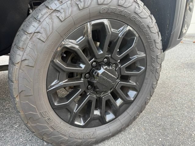 Used 2025 GMC Sierra 3500 Denali Ultimate AWD/4WD image 9