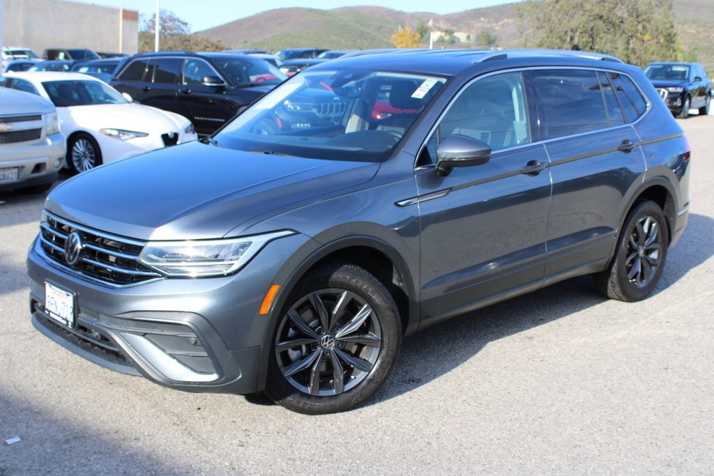 Used 2023 Volkswagen Tiguan SE