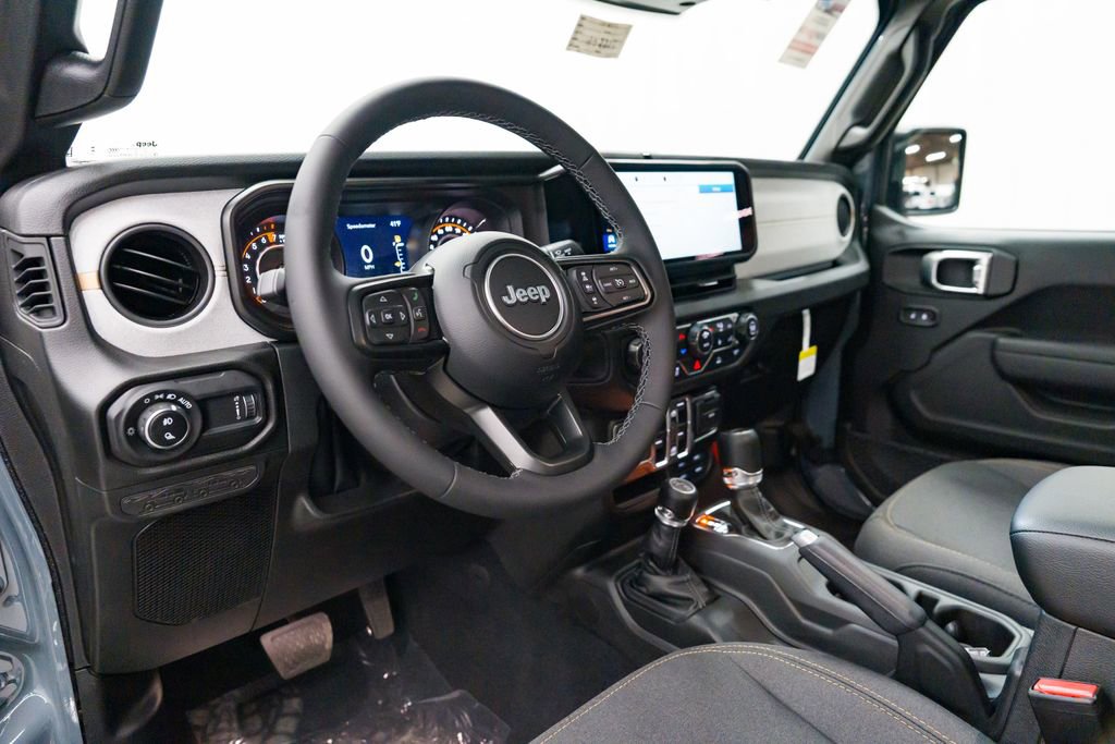 New 2026 Jeep Gladiator Sport AWD/4WD image 23