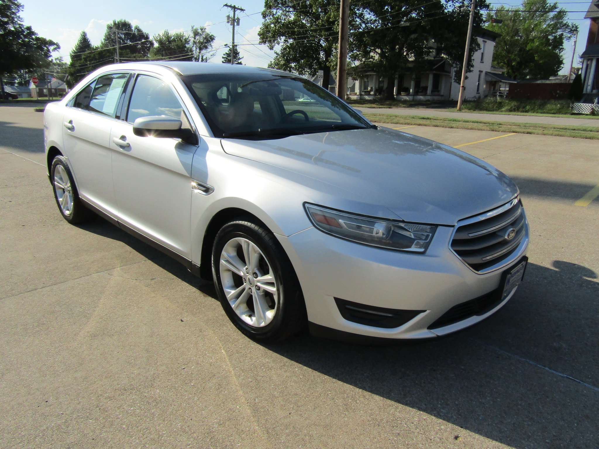 Used 2013 Ford Taurus SEL