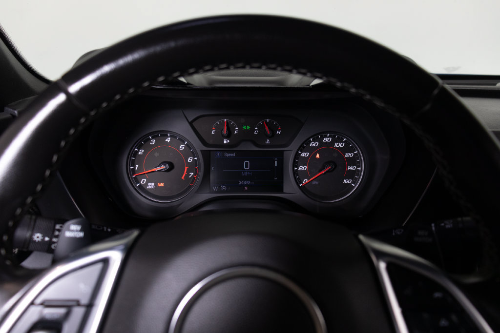 Used 2021 Chevrolet Camaro LT RWD image 23