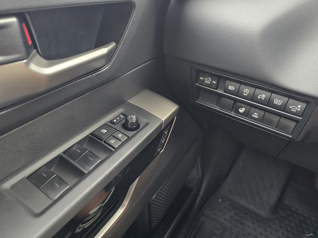 Used 2026 Toyota Tundra Limited image 24