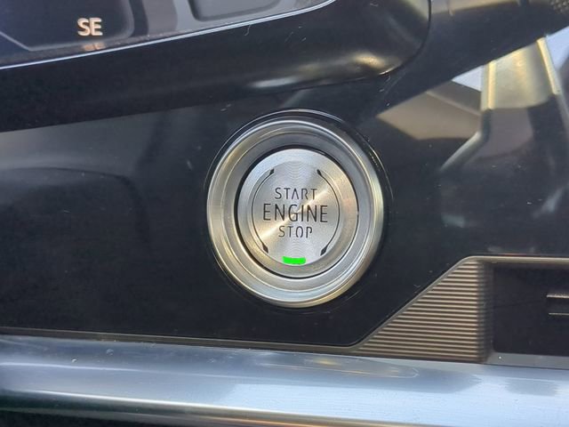 Used 2022 Chevrolet Corvette Stingray w/ Battery Protection Package image 24