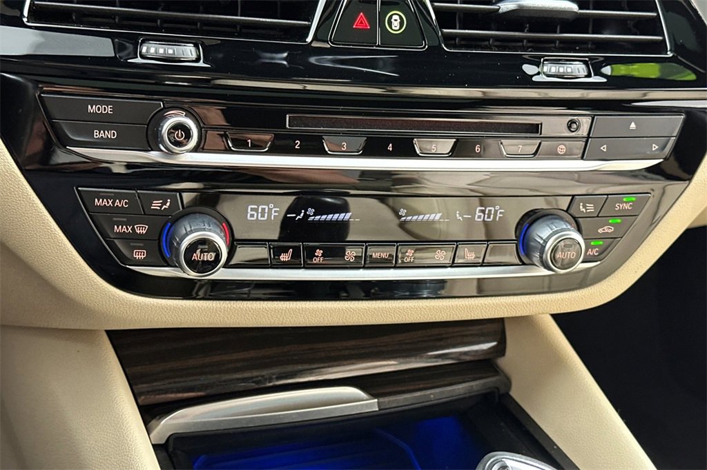 Used 2018 BMW 530e image 22