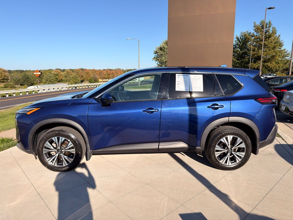 Used 2021 Nissan Rogue SV AWD/4WD image 6