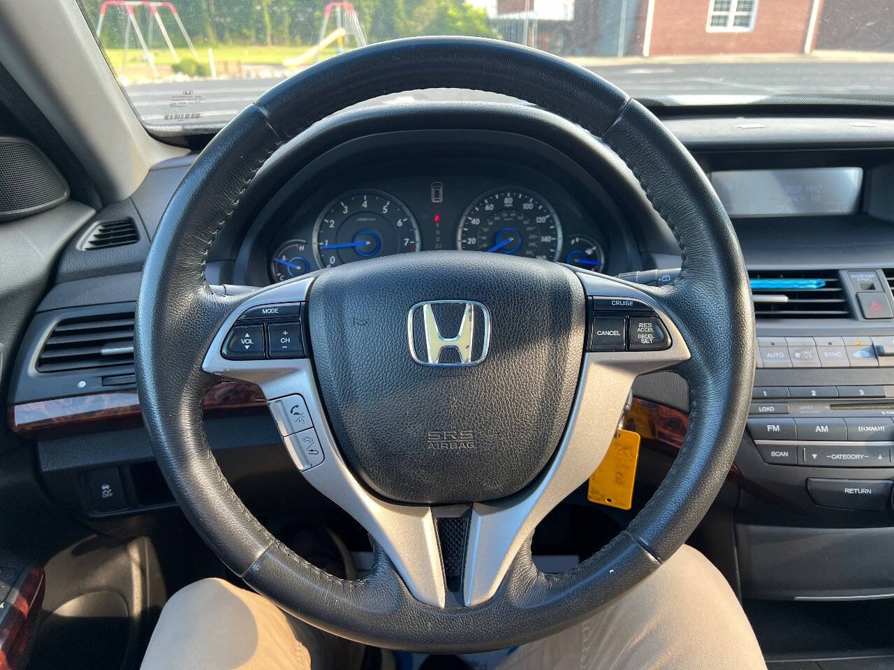 Used 2012 Honda Crosstour EX-L image 17