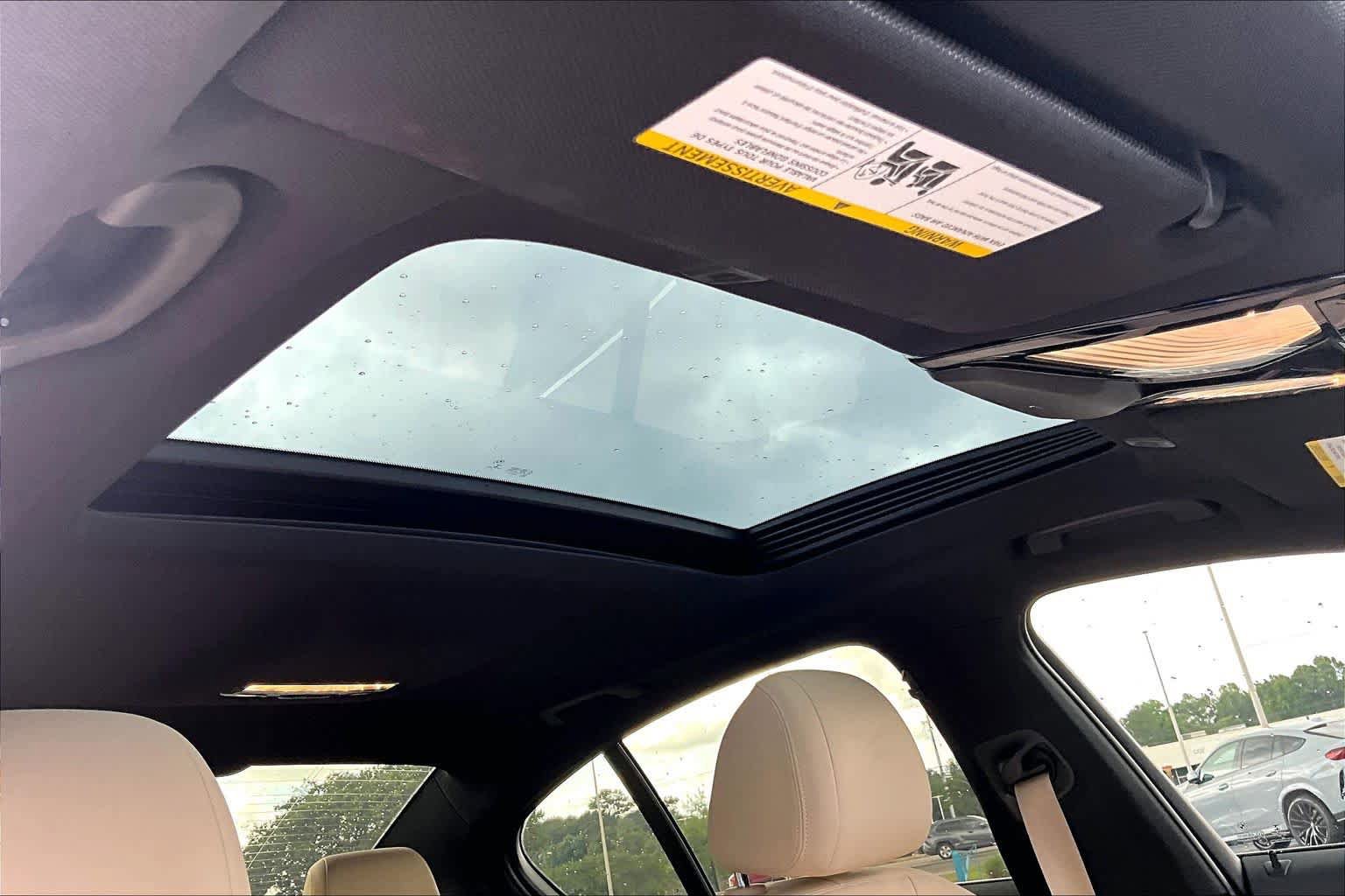 Used 2019 BMW 530i w/ Convenience Package RWD image 13