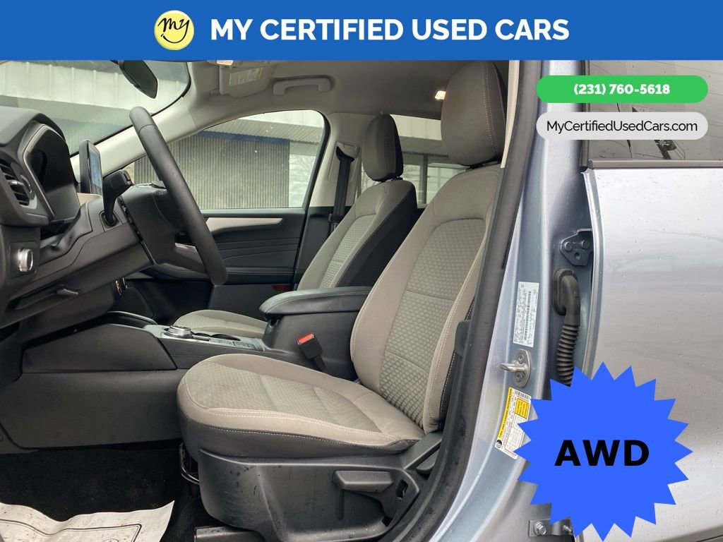 Used 2022 Ford Escape SE w/ Cold Weather Package image 10