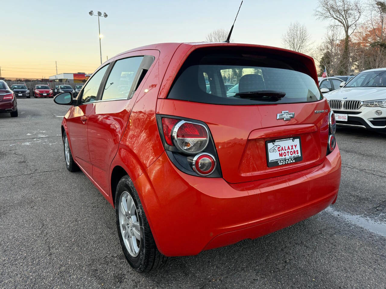Used 2012 Chevrolet Sonic LT FWD image 3