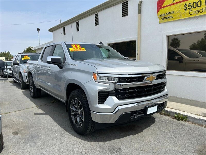 Used 2022 Chevrolet Silverado 1500 LT AWD/4WD image 40