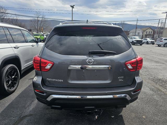 Used 2019 Nissan Pathfinder SL AWD/4WD image 5