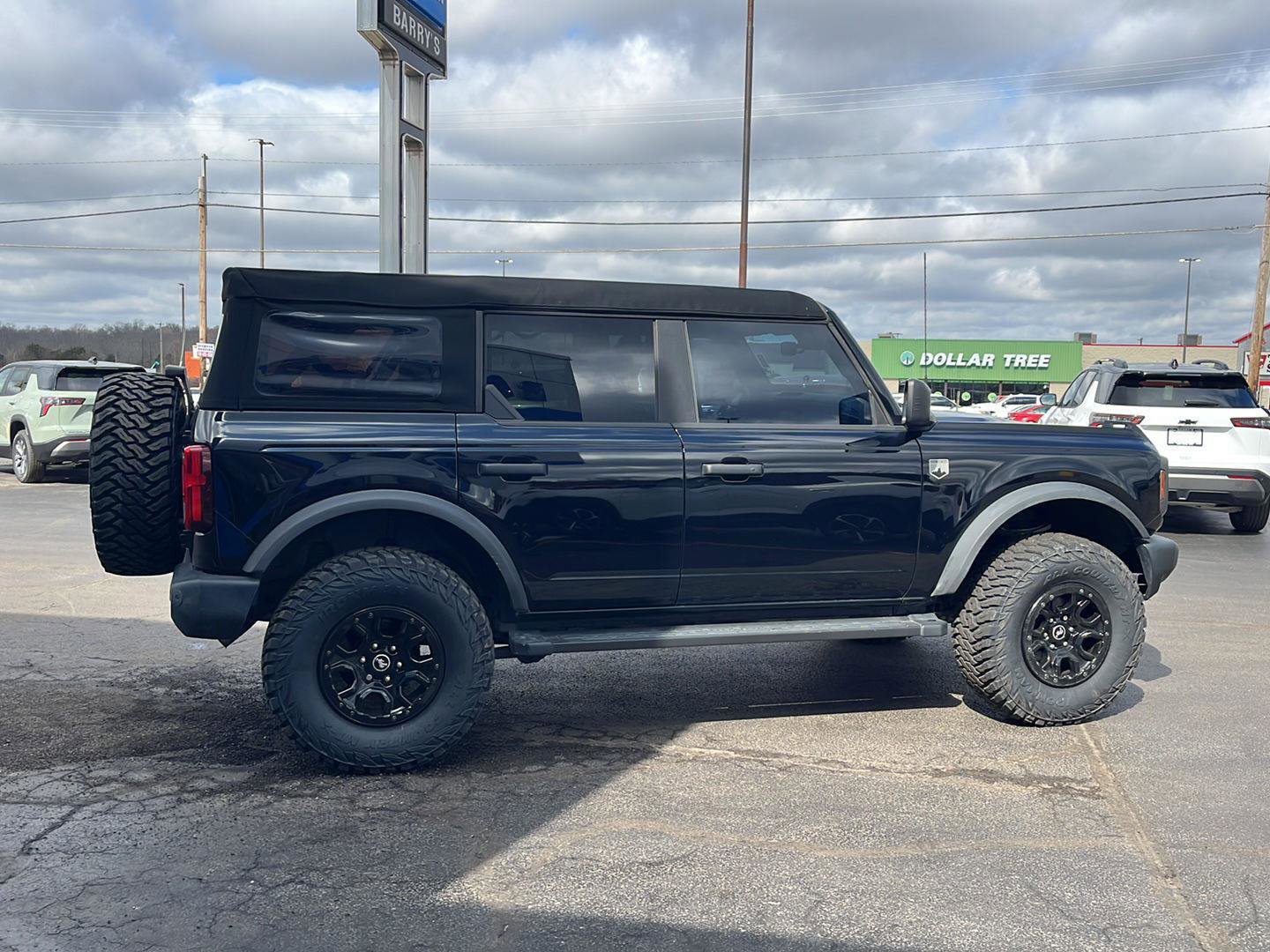 Used 2023 Ford Bronco Big Bend image 6