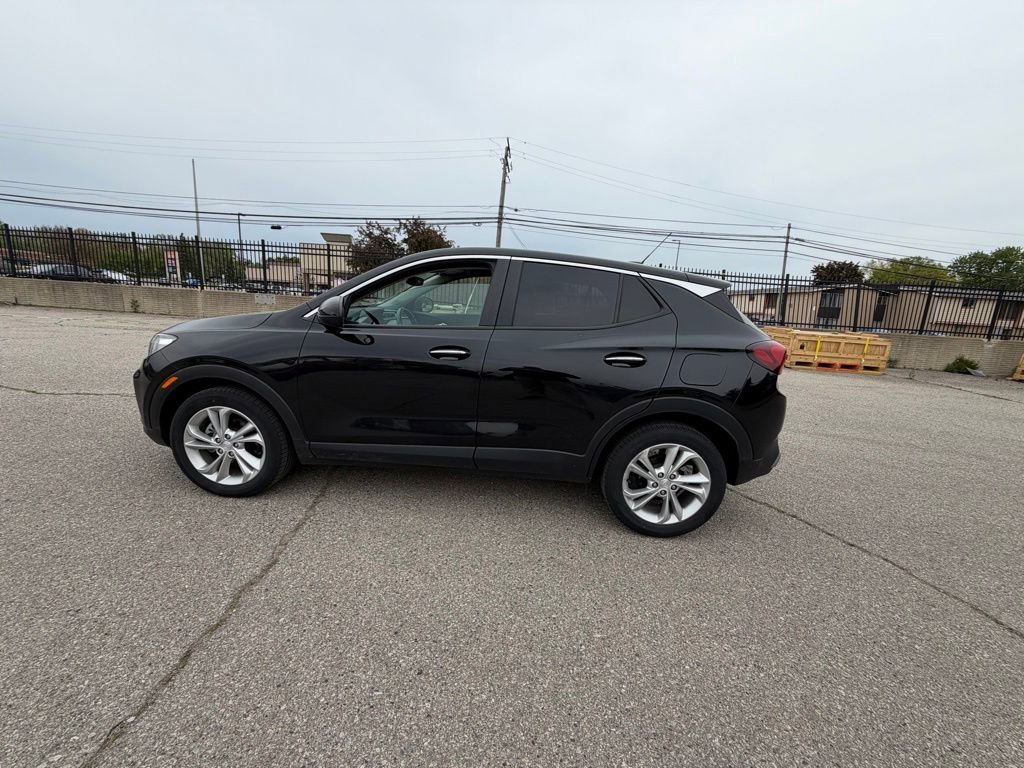 Certified 2023 Buick Encore GX Preferred w/ Cold Weather Comfort Package FWD image 5