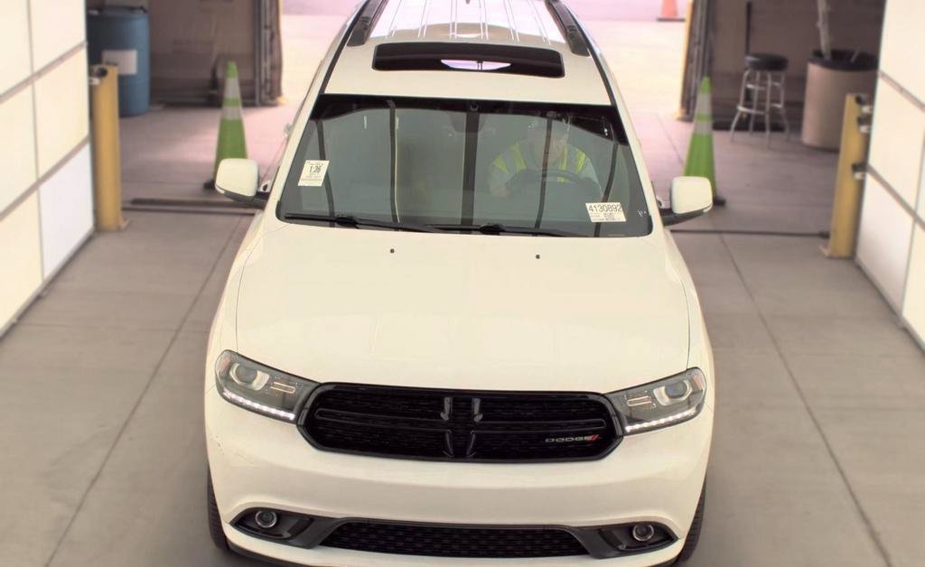 Used 2017 Dodge Durango GT w/ Premium Group AWD/4WD image 2