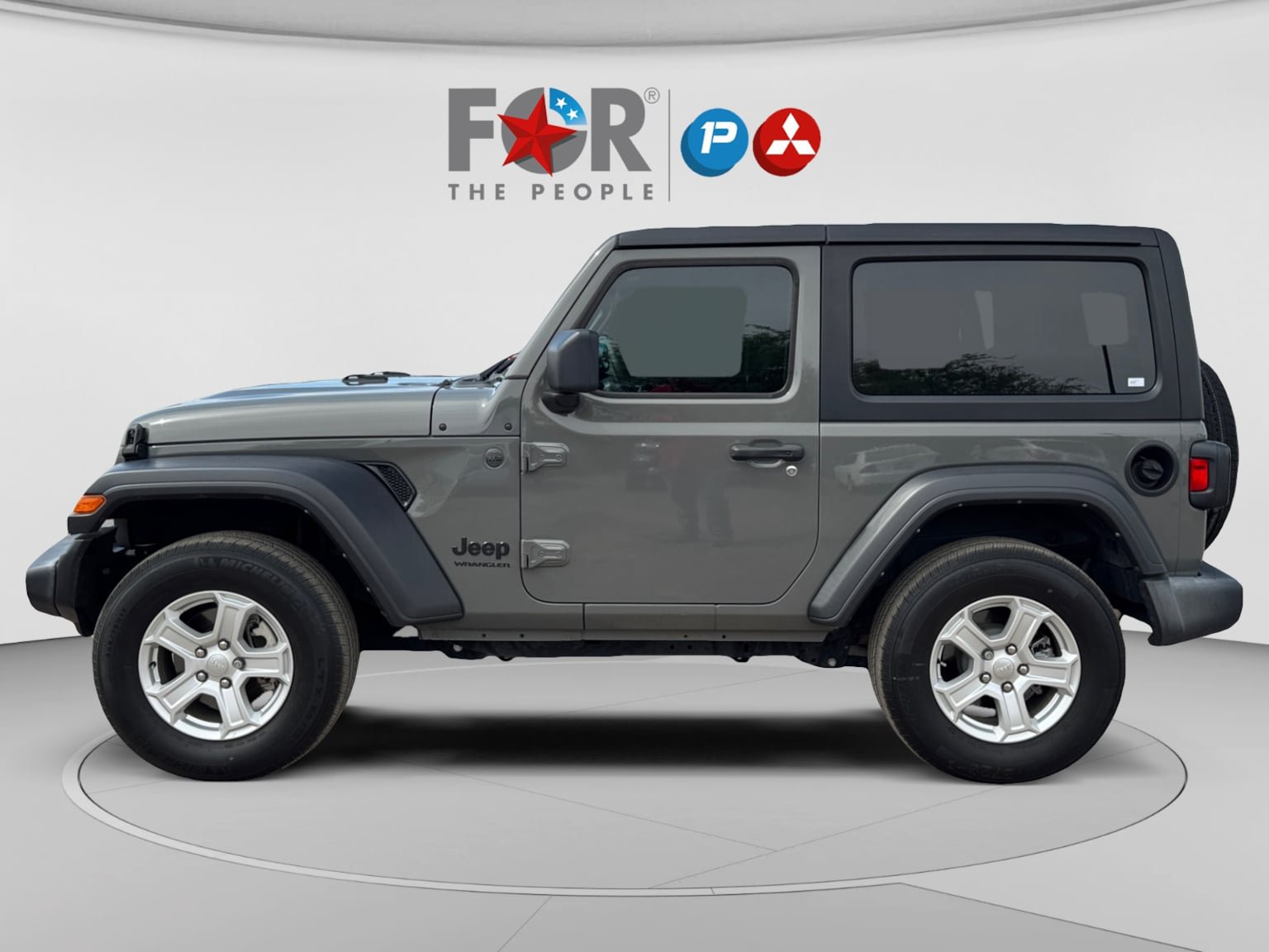Used 2022 Jeep Wrangler Sport AWD/4WD image 2