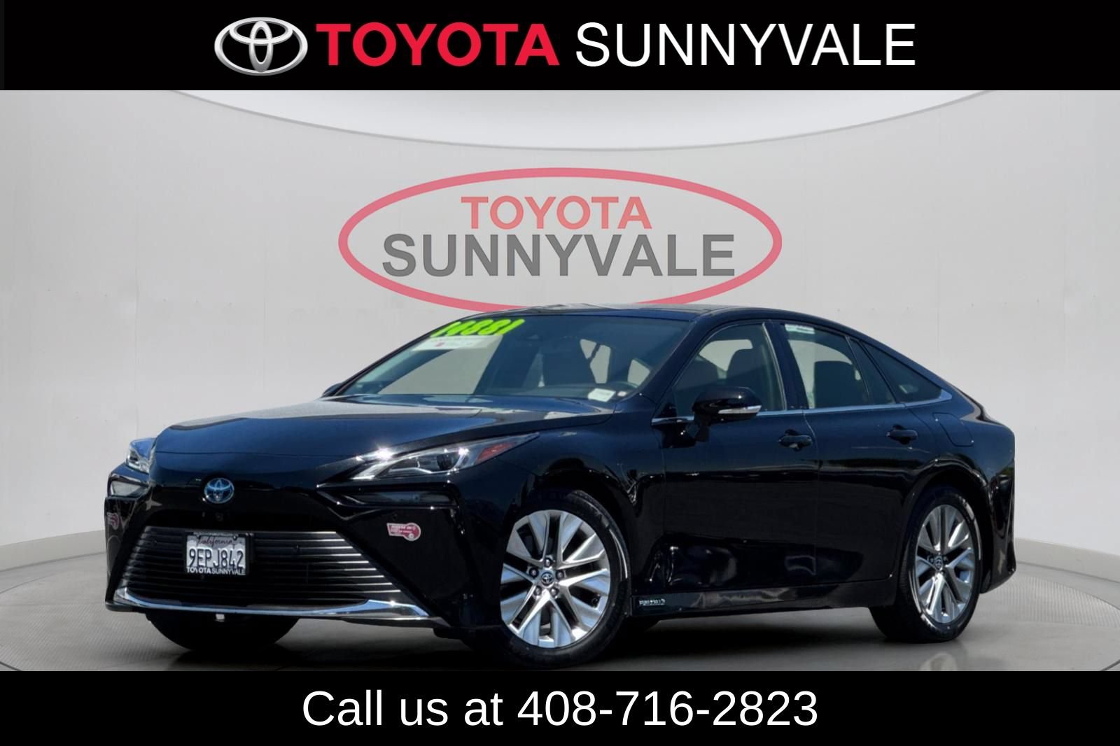 Certified 2022 Toyota Mirai w/ Advanced Technology Package RWD image 2
