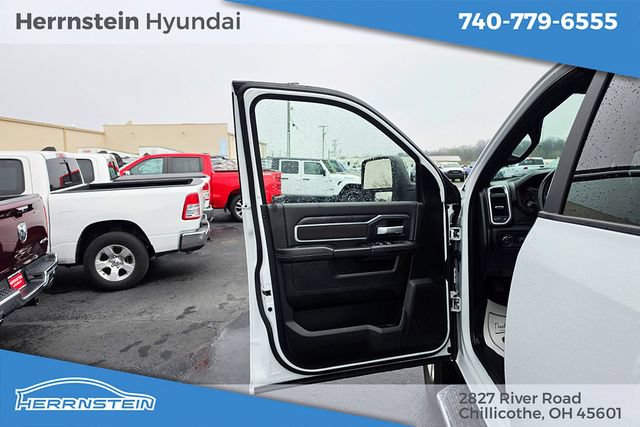 Used 2024 RAM 3500 Big Horn AWD/4WD image 14