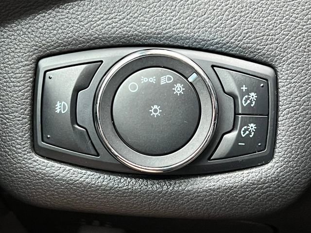 Used 2015 Ford Escape Titanium image 17