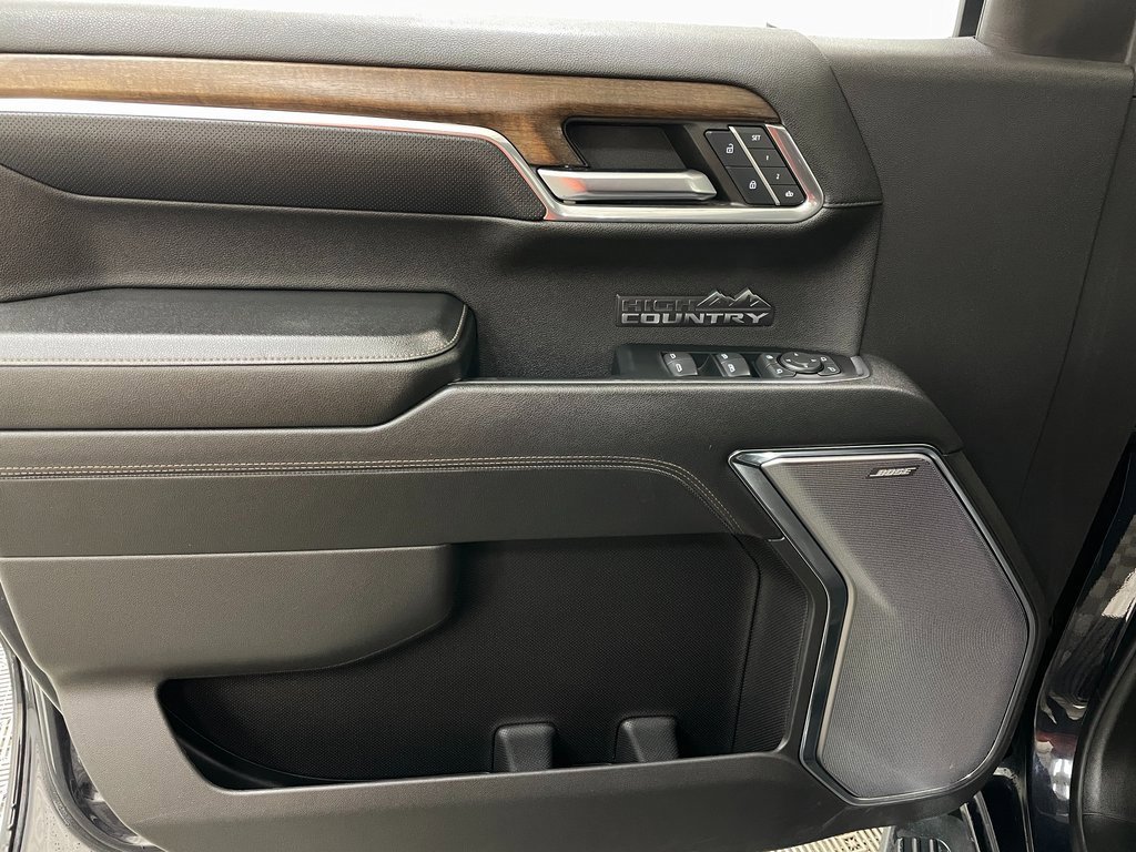 Certified 2024 Chevrolet Silverado 1500 High Country w/ High Country Premium Package image 32