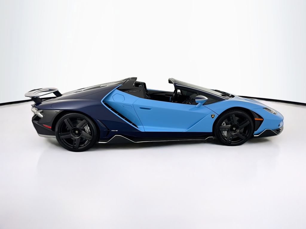 Used 2017 Lamborghini Centenario LP 770-4 image 4