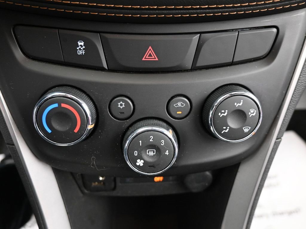 Used 2020 Chevrolet Trax LS w/ Tint and Cruise Package image 26