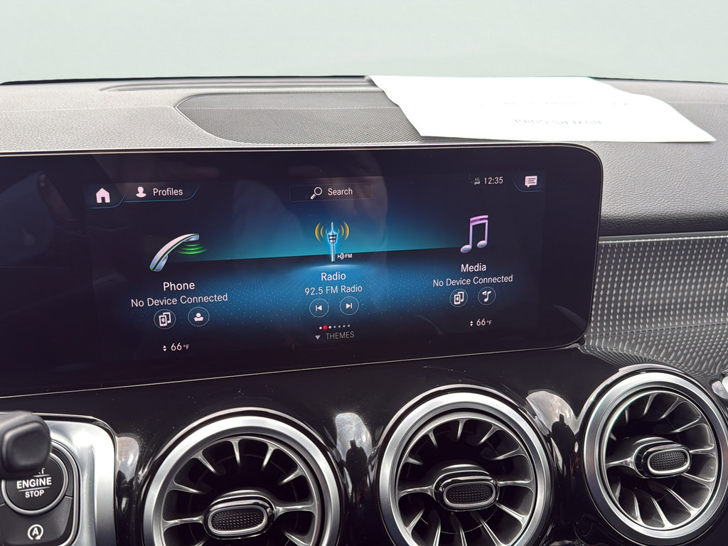 Certified 2022 Mercedes-Benz GLB 250 4MATIC image 16