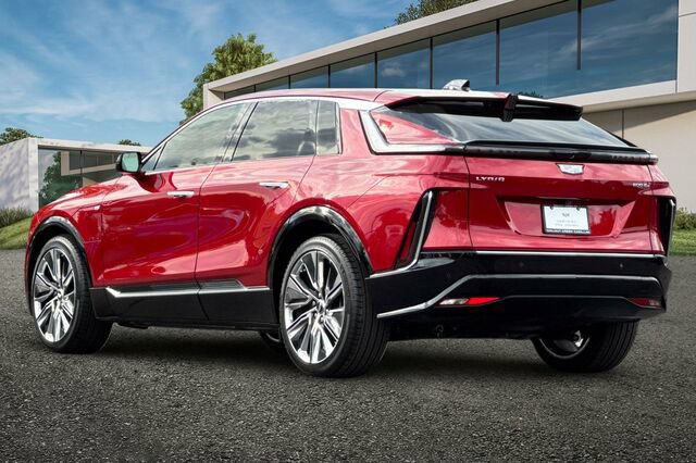 Certified 2026 Cadillac Lyriq Signature Luxury w/ Nappa Leather Package AWD/4WD image 6