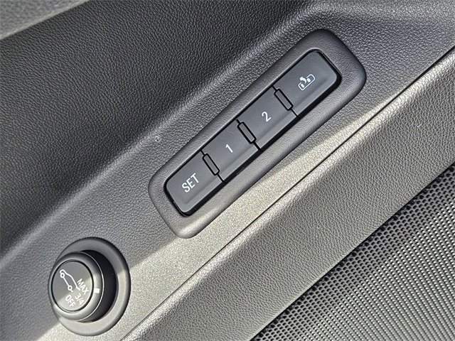 Used 2020 Chevrolet Equinox Premier image 27