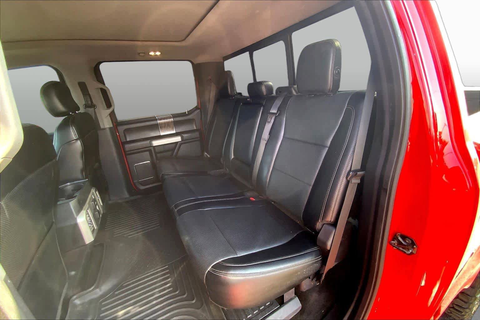 Used 2017 Ford F250 Lariat w/ Lariat Value Package AWD/4WD image 21
