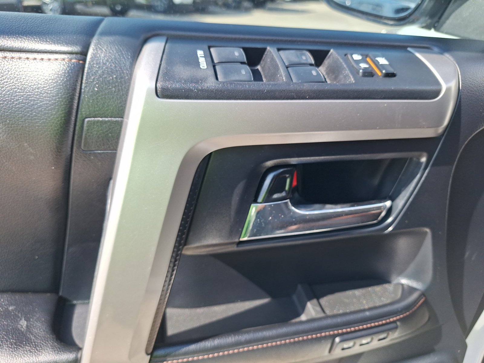 Used 2015 Toyota 4Runner Limited AWD/4WD image 16