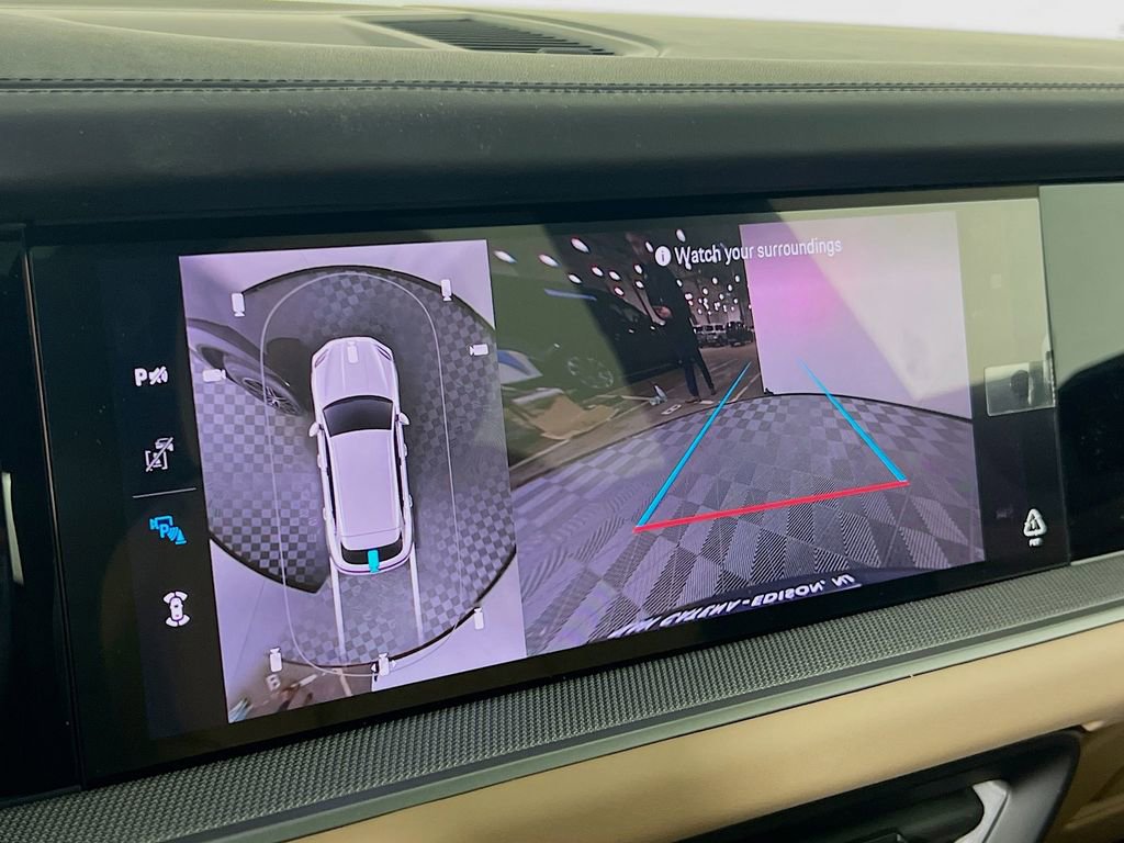 New 2026 Porsche Cayenne image 17