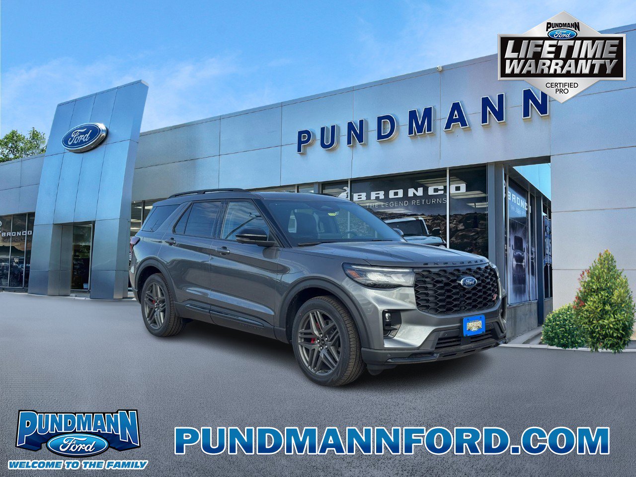 New 2025 Ford Explorer ST w/ Sun And Sound Package