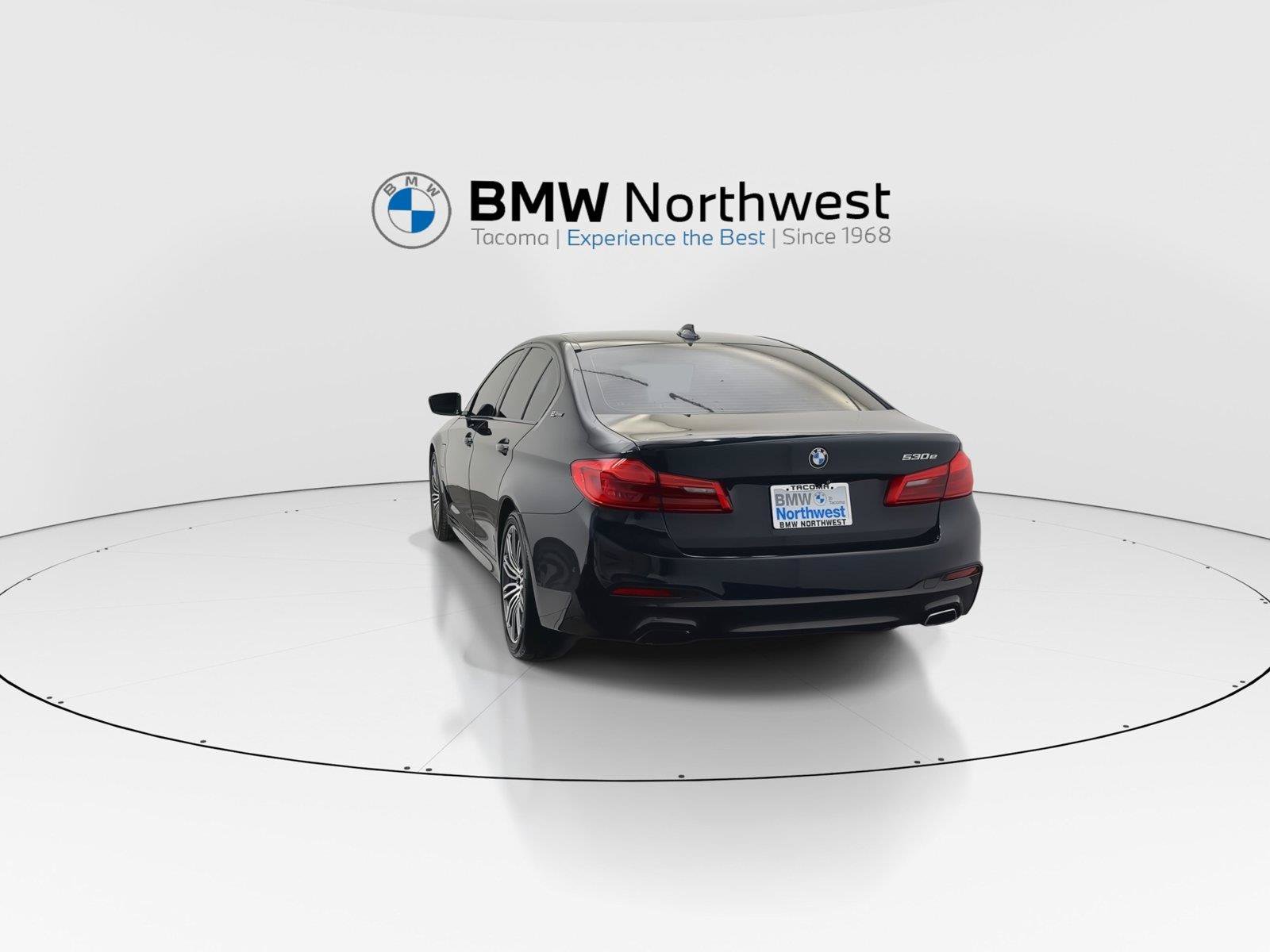 Used 2019 BMW 530e w/ M Sport Package RWD image 13