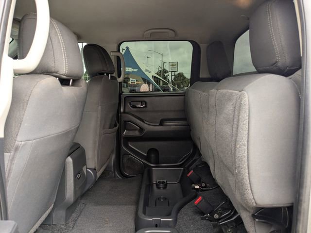 Used 2023 Nissan Frontier SV AWD/4WD image 13