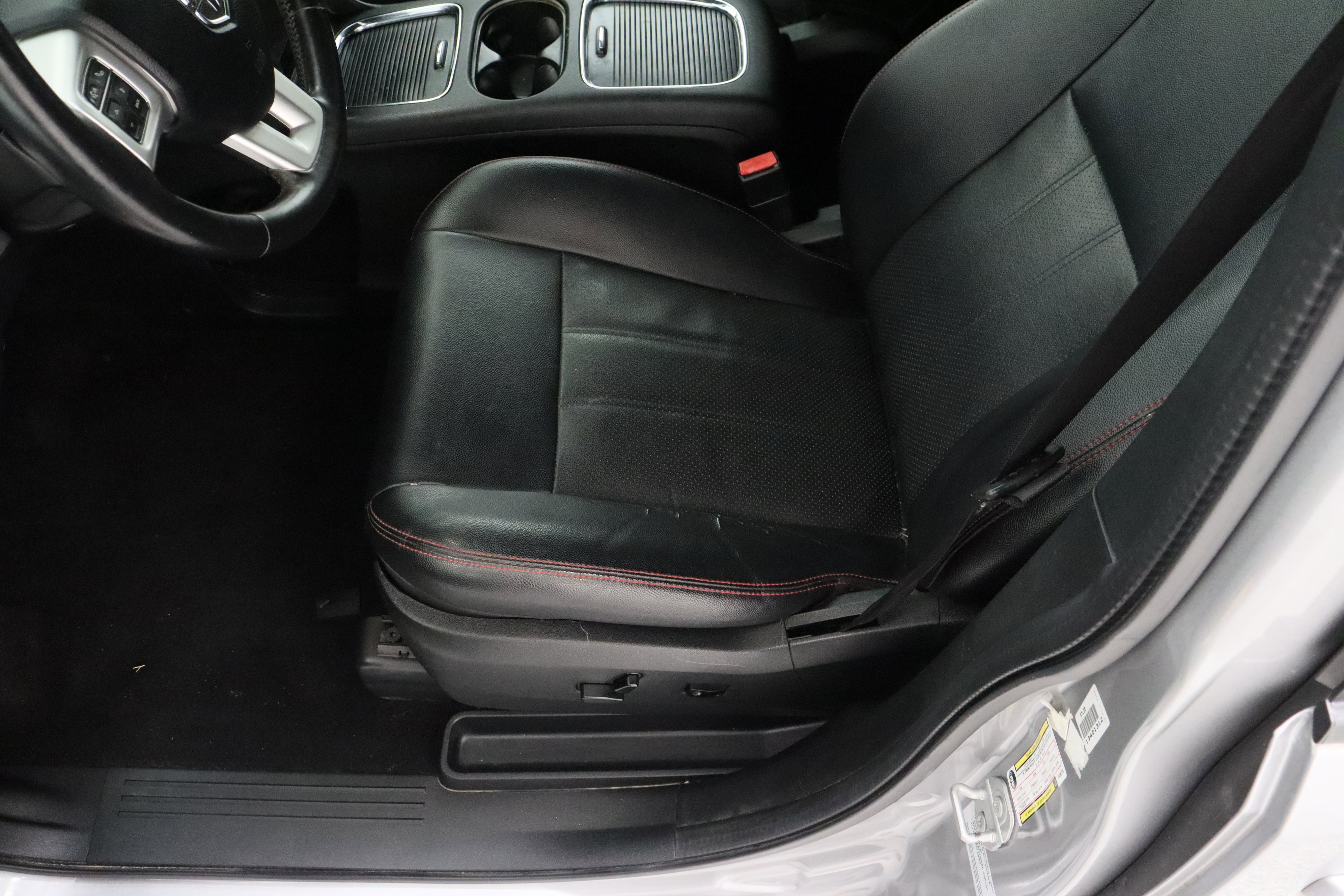 Used 2017 Dodge Grand Caravan GT FWD image 15