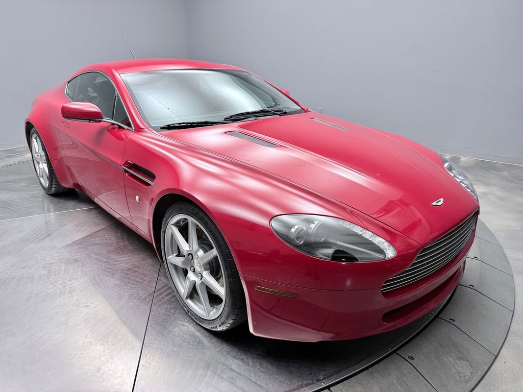 Used 2006 Aston Martin V8 Vantage Coupe RWD image 3