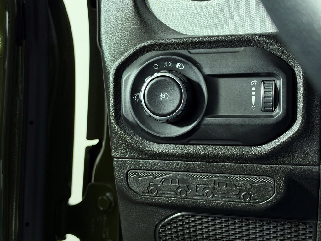 Used 2024 Jeep Wrangler Sport AWD/4WD image 26