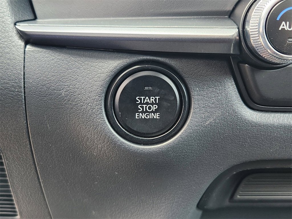 New 2025 MAZDA CX-30 Carbon image 14