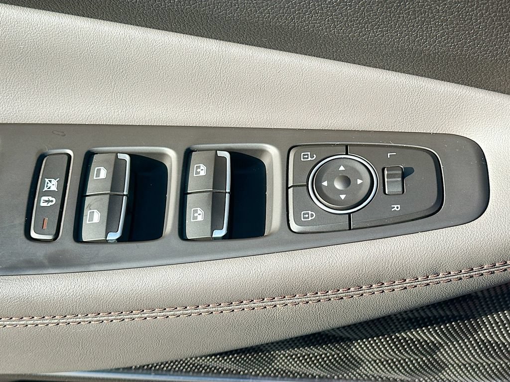 Used 2019 Hyundai Santa Fe FWD image 18