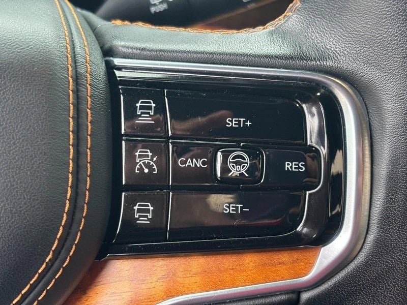 Used 2022 Jeep Grand Wagoneer Series III image 19