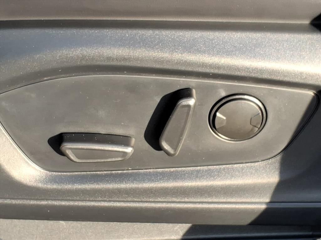 New 2026 Ford Explorer ST-Line AWD/4WD image 18
