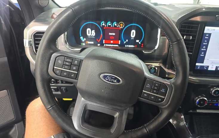 Used 2023 Ford F150 Lariat w/ Equipment Group 502A High AWD/4WD image 9